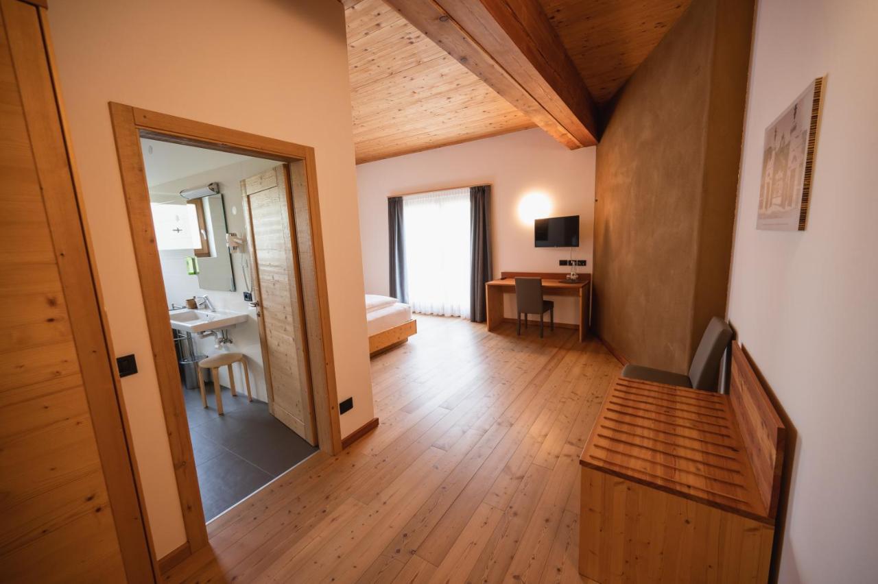 Garni Tuttotondo Hotel Levico Terme Bilik gambar