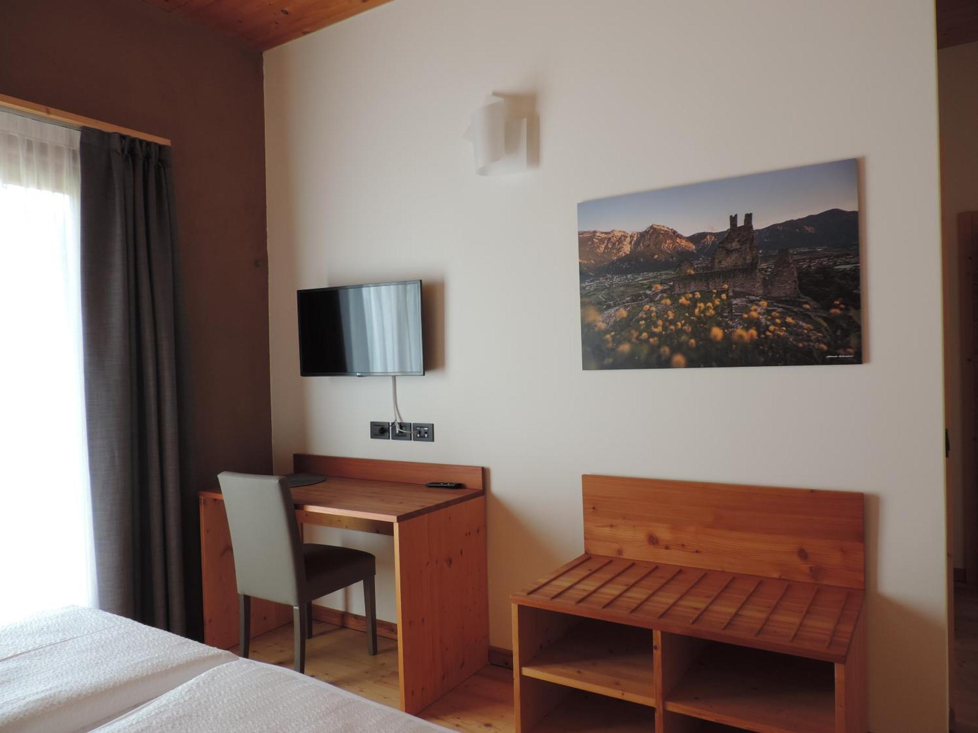 Garni Tuttotondo Hotel Levico Terme Bilik gambar
